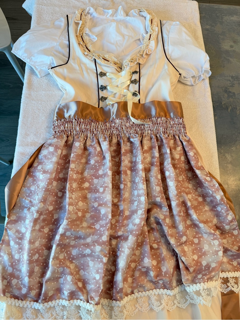 Girls' Vintage-Style Dusty Rose Dirndl Dress with White Blouse